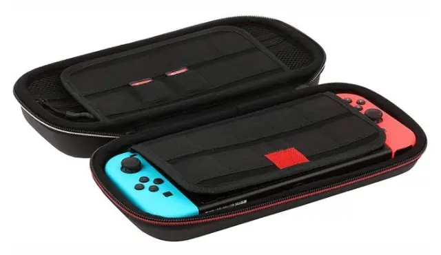 Konix Mythics Luxury Bag (Switch) kansikuva