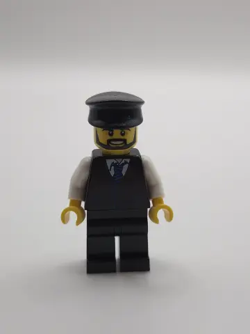 LEGO Minifigures - Airport Service cover